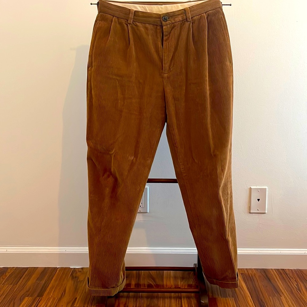 Brooks Brothers Pleated Corduorys 32x30